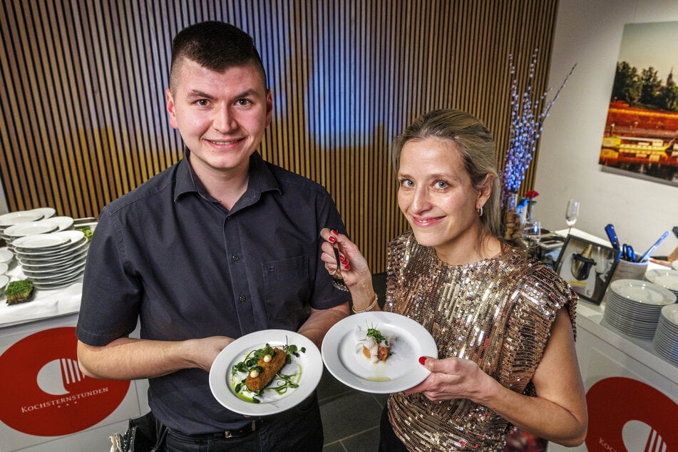 Projektleiterin Anne Zeumer mit Sweer Scholz von den "Alten Meistern".