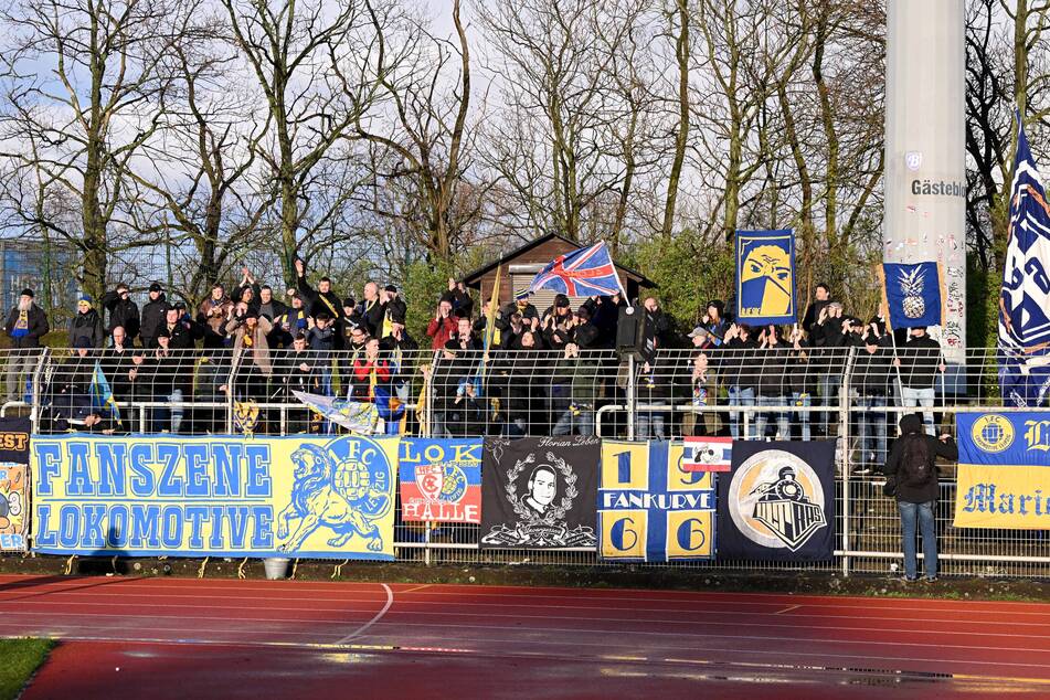 Einige Dutzend Lok-Anhänger fanden den Weg ins Mommsenstadion.