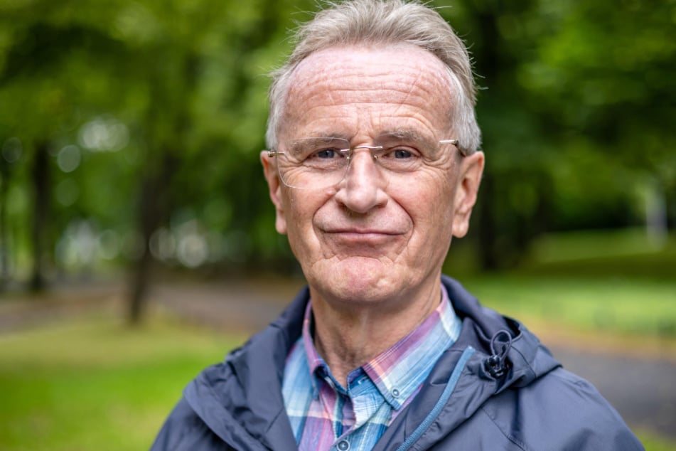 Dietmar Holz (65, BSW) denkt über eine "Freischaltung" seiner Redebeiträge im Livestream nach.