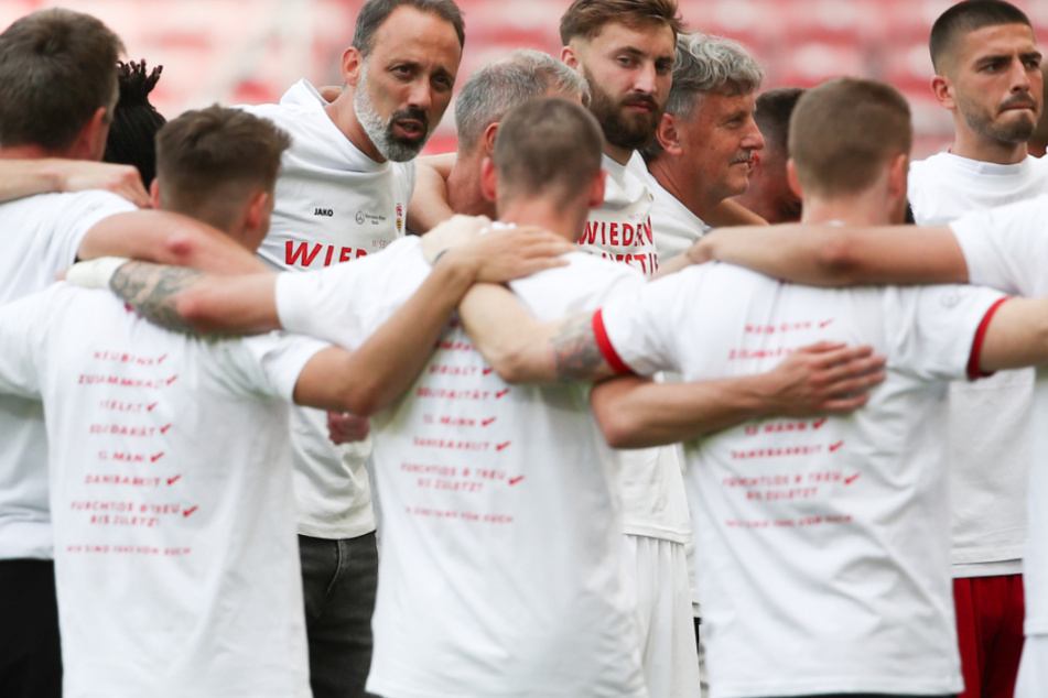 Nach dem Aufstieg feierten sie beim VfB Stuttgart.