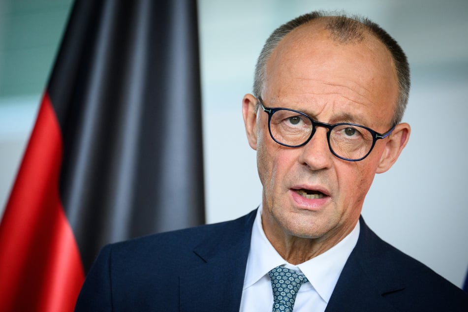 Bundeskanzler Friedrich Merz (69, CDU) äußert sich nach der Sitzung des Sicherheitskabinetts zu den Konflikten im Nahen Osten.