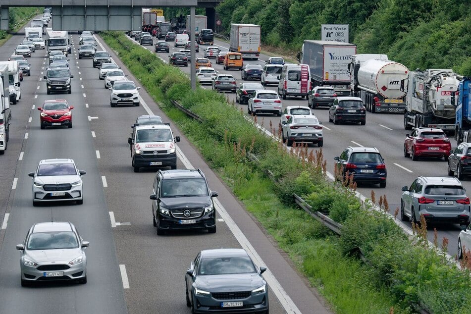 Longues embouteillages avant le week-end de la Fête-Dieu : ce que les voyageurs devraient considérer maintenant