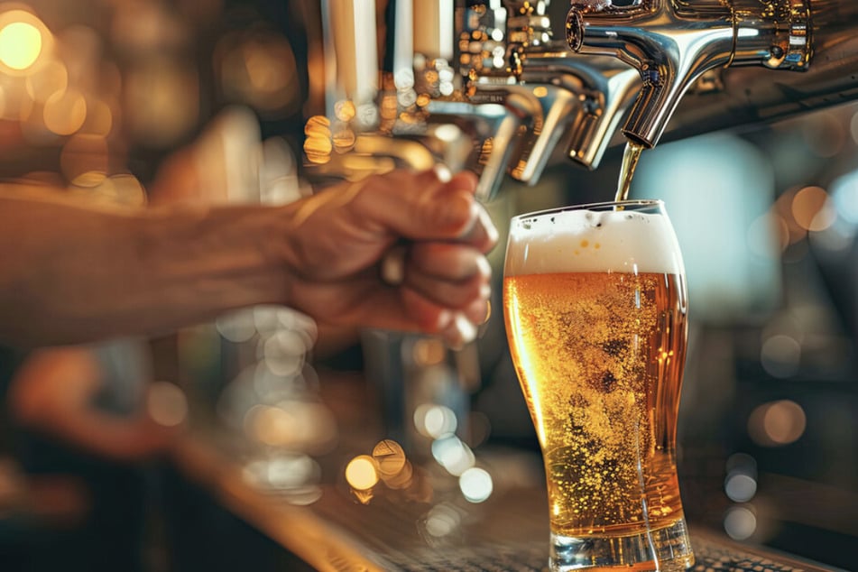 Kneipenabend eskaliert: Nach dem Wett-Trinken läuft Blut