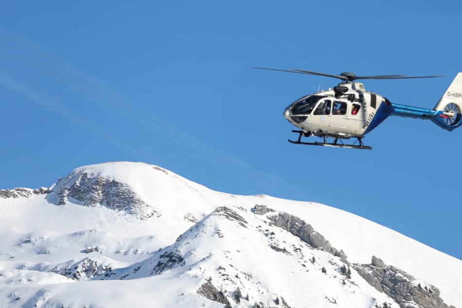 Mehrere Hubschrauber waren am Einsatz in Tirol beteiligt. (Symbolbild)
