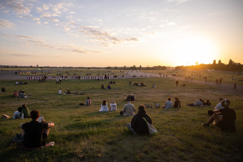 Bei Berlinern und Touristen ist das Tempelhofer Feld besonders beliebt.