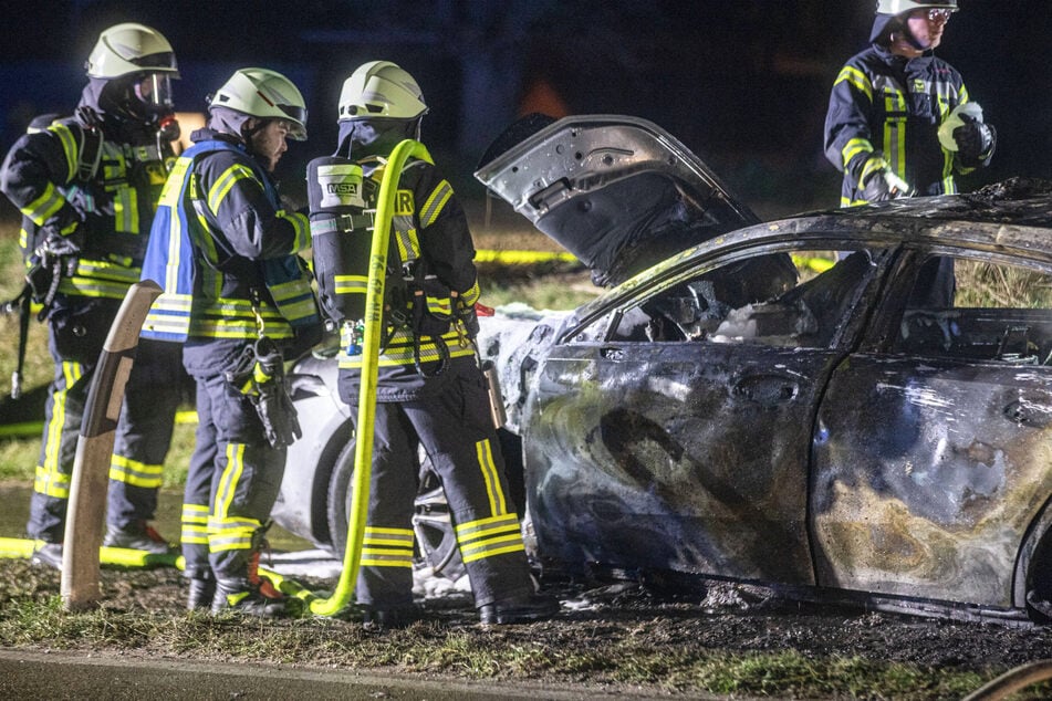 Der Feuerwehr gelang eine zügige Löschung des Vollbrandes.