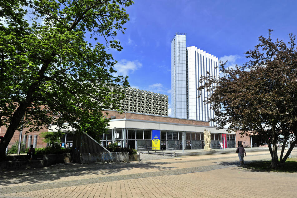 An der Chemnitzer Stadthalle findet der 4. Sächsische Landeskurrendetag statt.