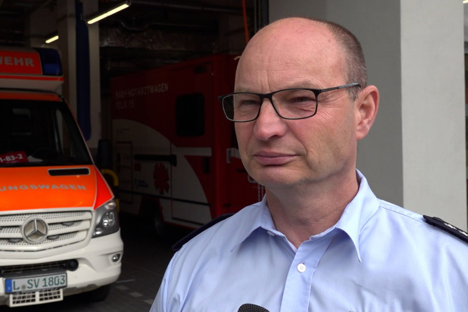Feuerwehr-Sprecher Torsten Kolbe will Mädchen und Frauen ermutigen, sich zu bewerben.