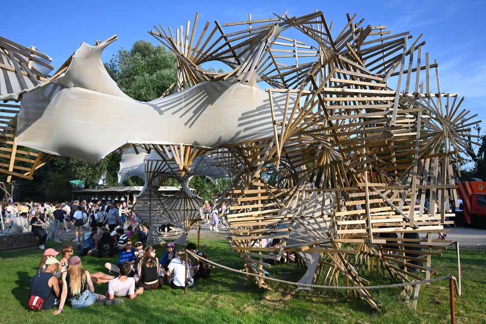 Auf dem Festival gibt es auch verschiedene Kunstinstallationen.