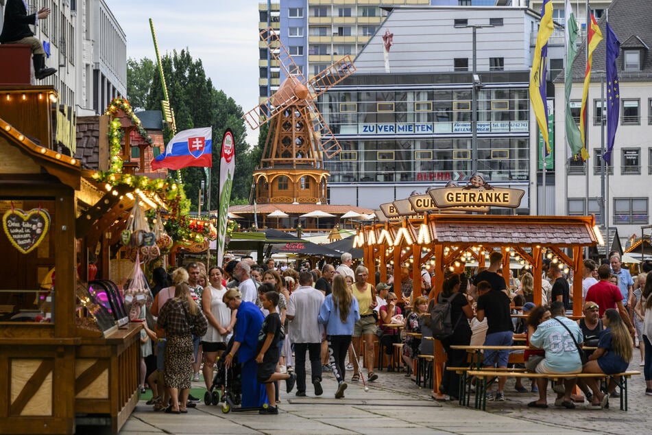 Auf dem Weinfest finden am Sonntag auch die Kinder-Kirmes und das Maskottchentreffen statt.