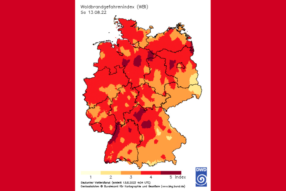 Der Deutsche Wetterdienst warnt: Für weite Teile von Deutschland besteht am Samstag eine hohe Waldbrandgefahr.
