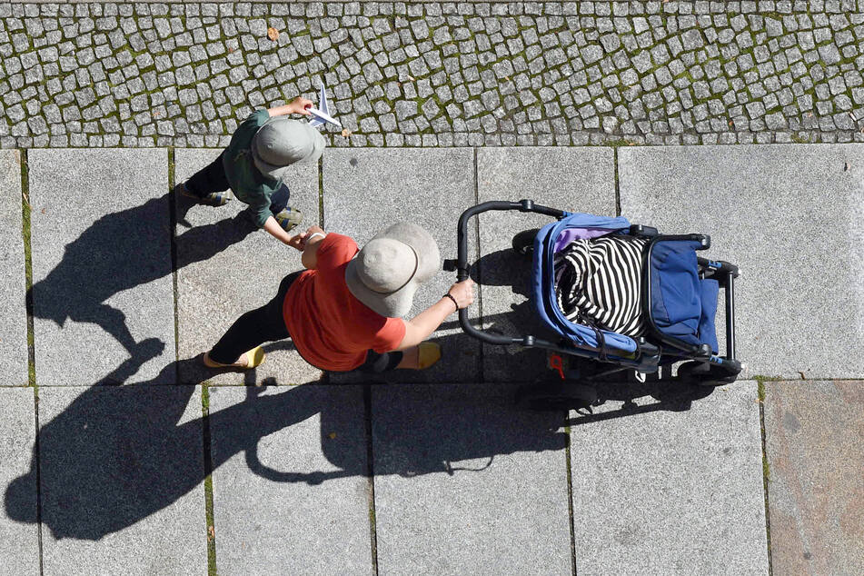 In Frankreich darf ein Paar ihre Tochter, die von einer Leihmutter geboren wurde, nicht als leiblich eintragen lassen. (Symbolbild)