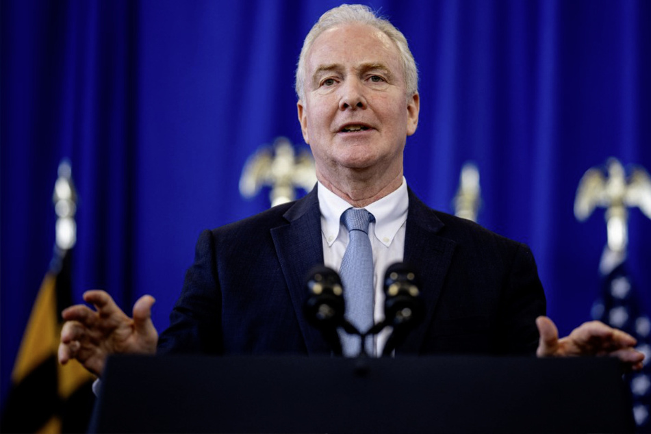 Chris Van Hollen joins senators aiming to block Israel weapons transfers