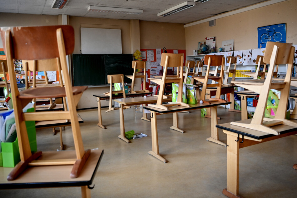 Schule offen, nichts gelernt: "Fakt ist!" thematisiert das Corona-Chaos in Klassenräumen