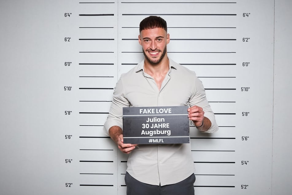 Kandidat Julian (30) ist ein Party-Gänger und steht im Normalfall nicht auf Frauen mit Kindern.