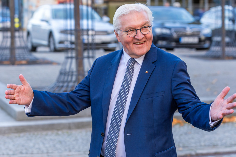 Neustrelitz ist die vierte Stadt, die Bundespräsident Frank-Walter Steinmeier (66, SPD) im Rahmen seiner Gesprächsreihe "Ortszeit Deutschland" besucht und dabei für drei Tage zum auswärtigen Amtssitz macht.