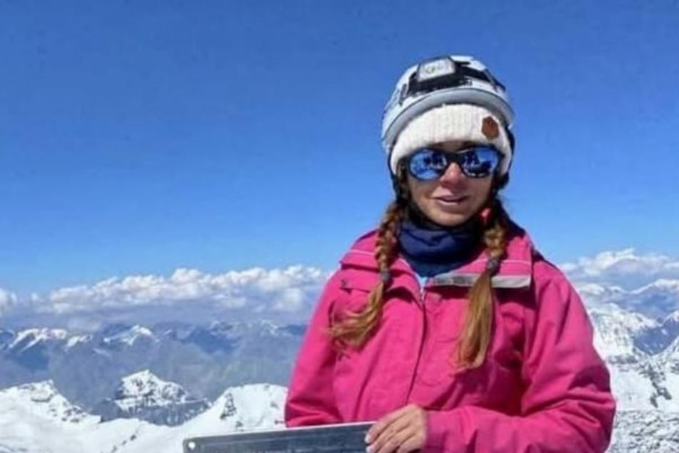 Natalie Nagovitsina (47) hat sich in 6700 Metern Höhe am Pik Pobeda ein Bein gebrochen.