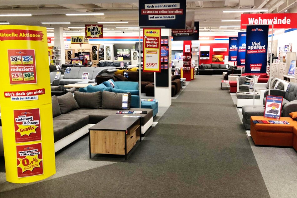 Deshalb sollten Kunden am Montag (18.5.) beim Abverkauf von ROLLER in Offenbach vorbeischauen.