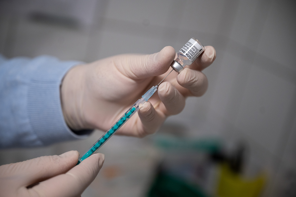 Ab dem 24. Mai will Sachsen nun die Impfpriorisierung für alle Corona-Impfstoffe aufheben. Allerdings gilt das nur für Arztpraxen und nicht für die Impfzentren.