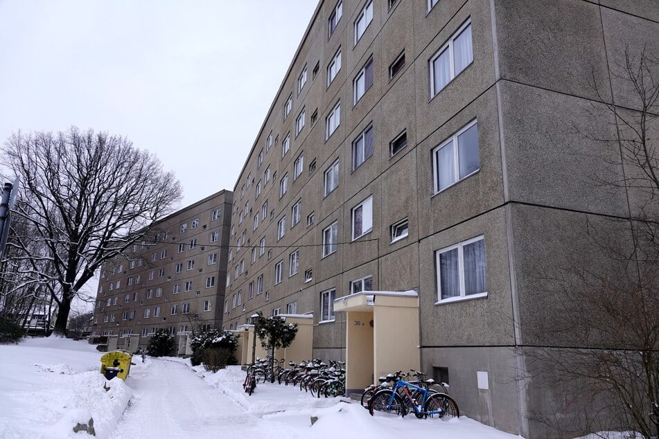 In diesem Chemnitzer Wohnblock wurde René M. (†34) getötet.