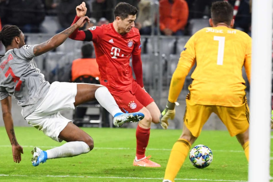 Lohn für die harte Arbeit: Der FC Bayern München bleibt in der CL ungeschlagen.