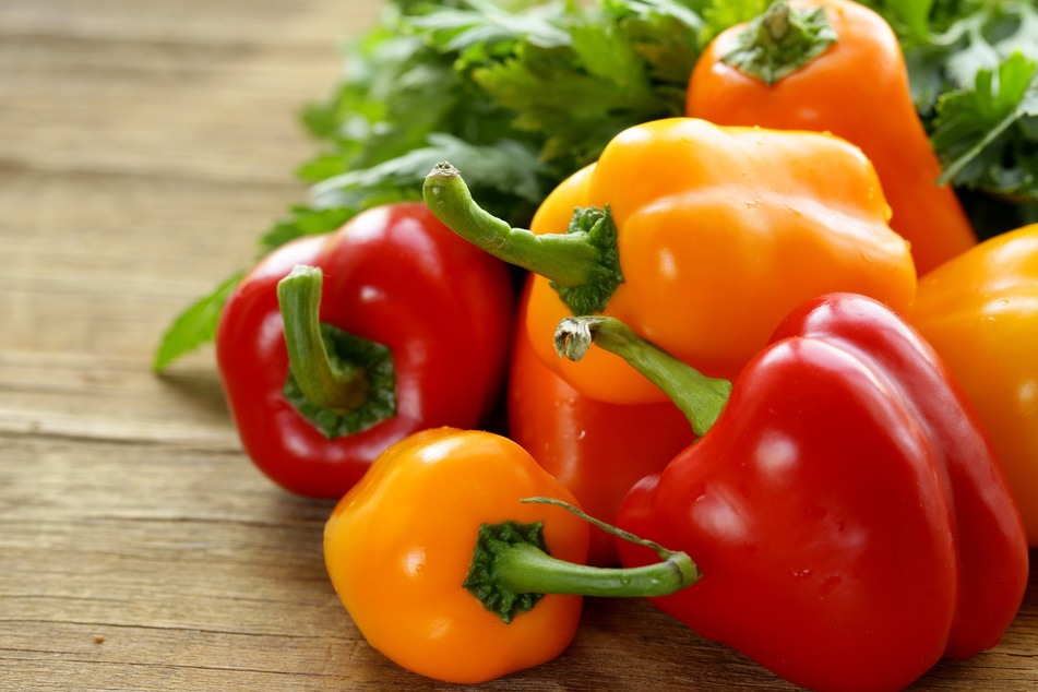 Die Paprikas können Spuren des Pflanzenschutzmittels Chlorpyrifos enthalten. (Symbolbild)
