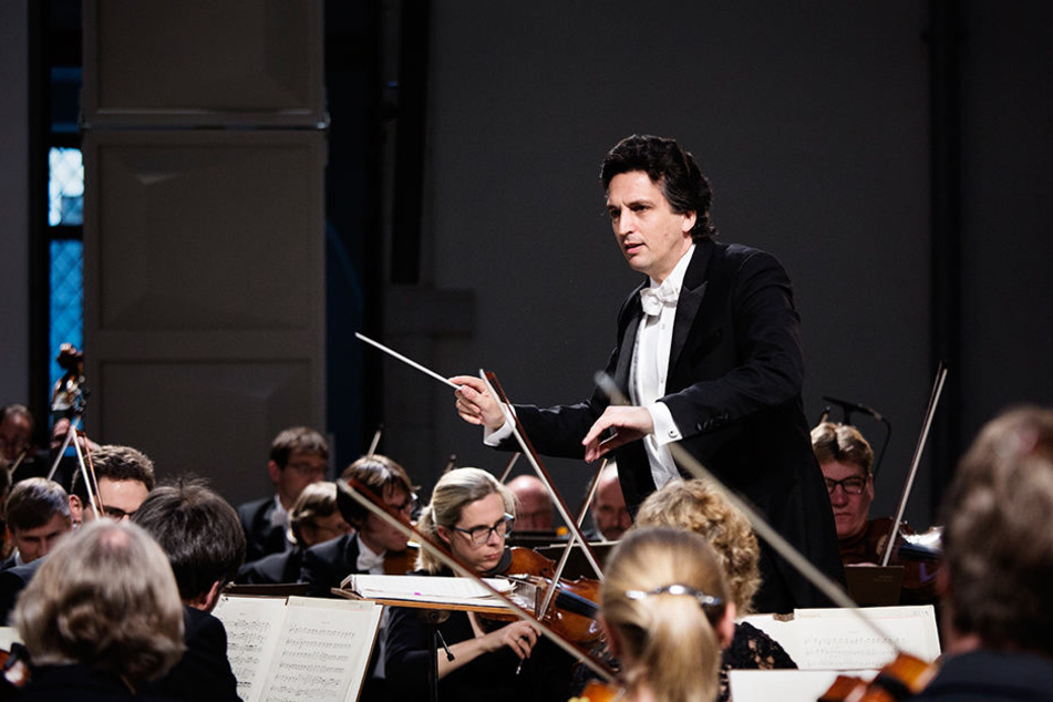 Michael Sanderling (49) und das Orchester der Dresdner Philharmonie. Diese Paarung wird bald
Geschichte sein.