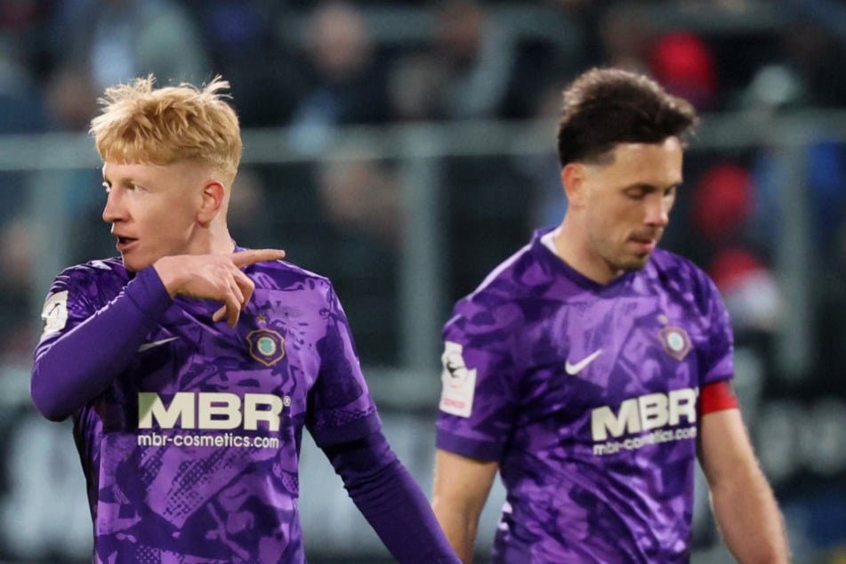 Lange Gesichter im Schacht: Der Abstieg ist seit Samstagnachmittag besiegelt.