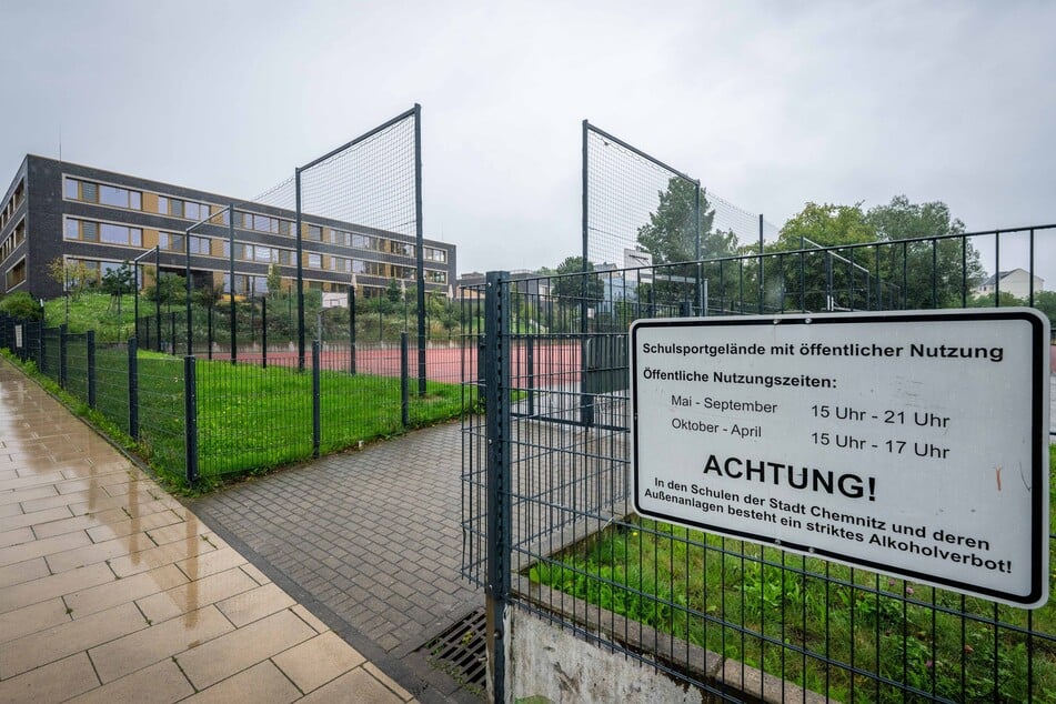 Der Sportplatz am südlichen Sonnenberg ist jetzt schon teilweise für die Öffentlichkeit geöffnet.