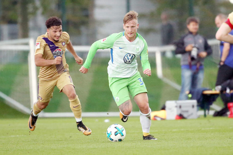 Marvin Stefaniak bereitete das 2:0 für Wolfsburg mit vor.
