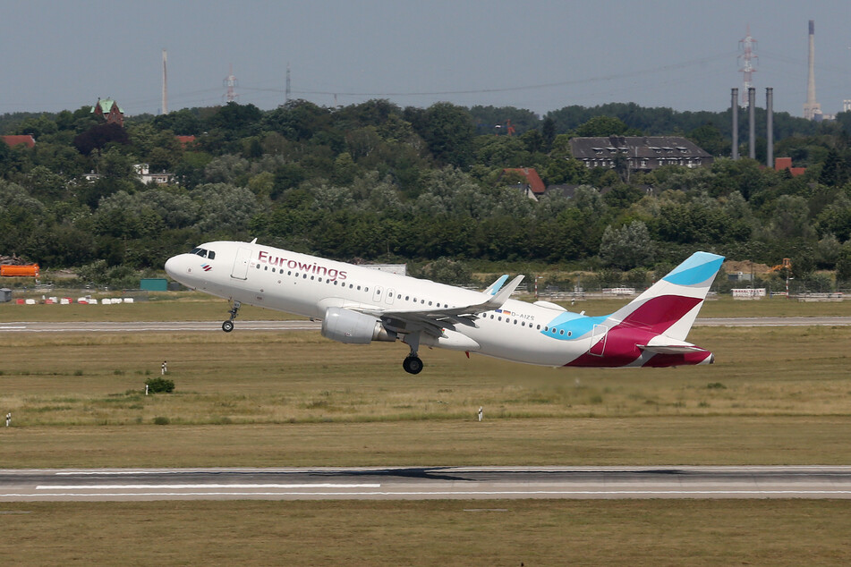 Eurowings startet ab Sonntag bis zu sechsmal wöchentlich nach Düsseldorf. (Archivbild)