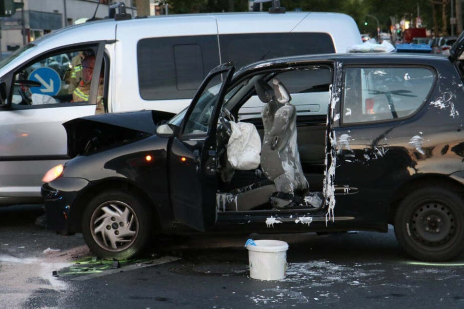 Bei dem Unfall wurden insgesamt fünf Personen verletzt.