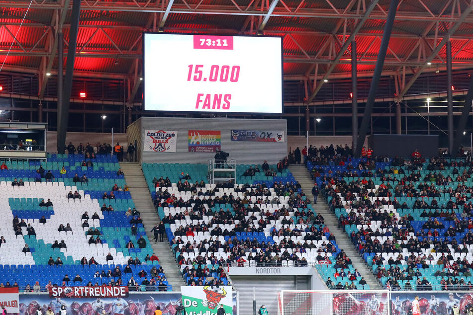 Only 15,000 fans were allowed into the Red Bull Arena last Friday.  On Thursday evening there will be almost 10,000 more.