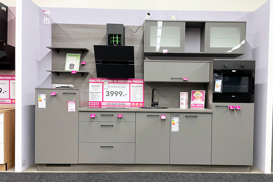 Wer seine Küche selbst plant, zahlt 50 Prozent weniger.*²