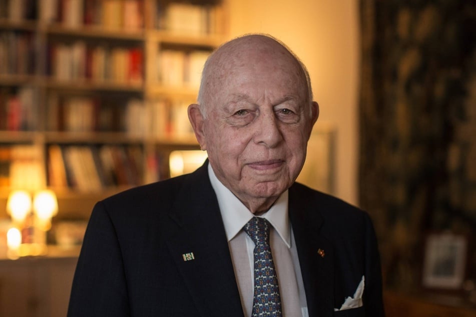 Henry Arnhold (1921-2018, Enkel von Georg Arnhold und Onkel von Steven Schaefer) baute neue Brücken zwischen seiner Familie und Heimatstadt auf.