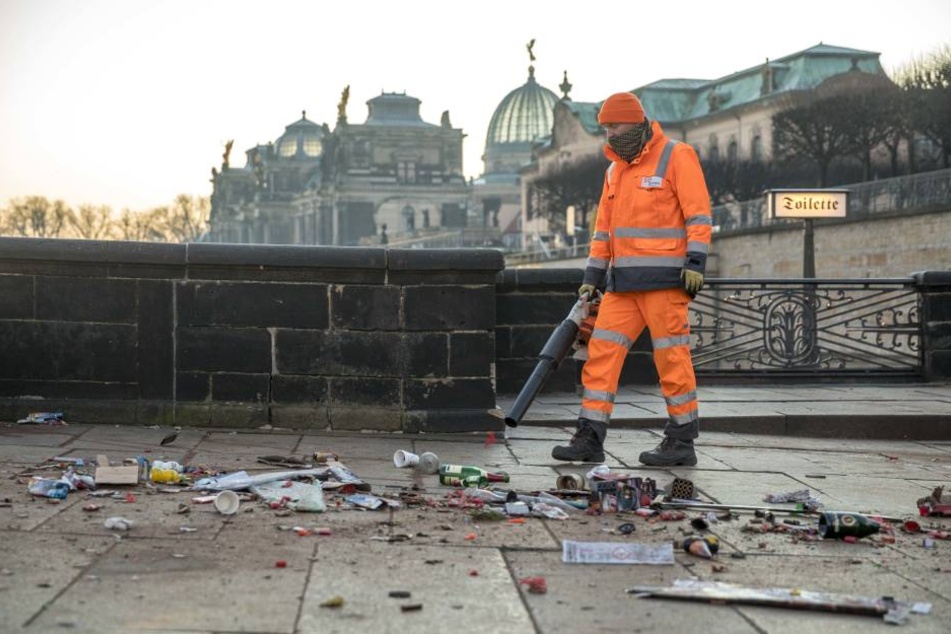Allein in der Altstadt kommen 28 Tonnen Böllermüll zusammen.