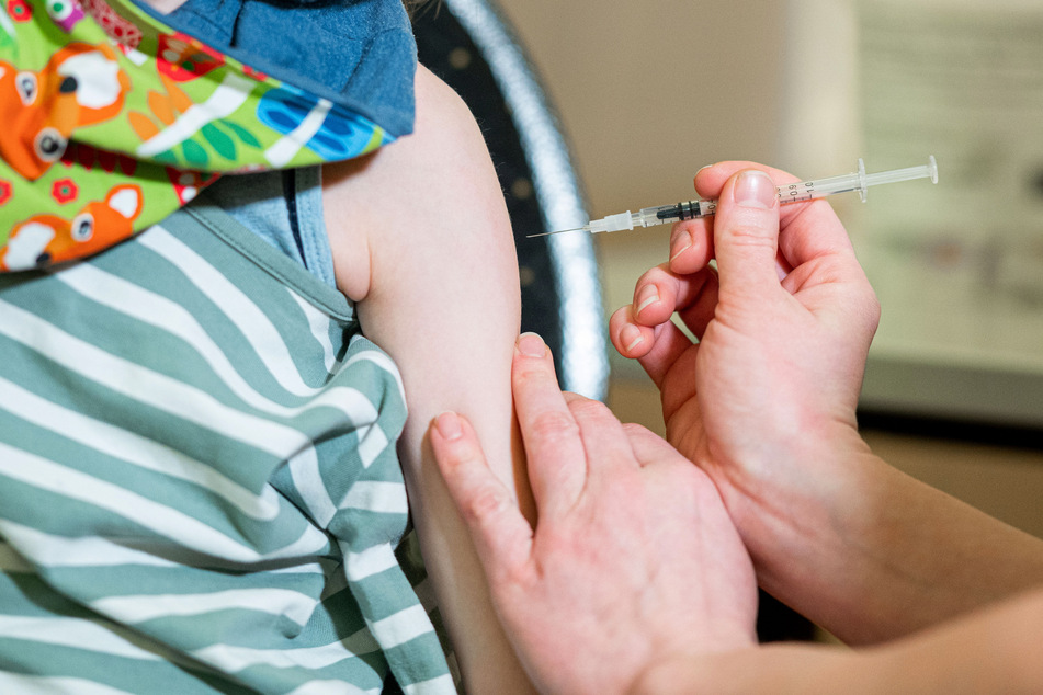 Für Kinder- und Jugendliche gibt die Stiko keine Impfempfehlung mehr.