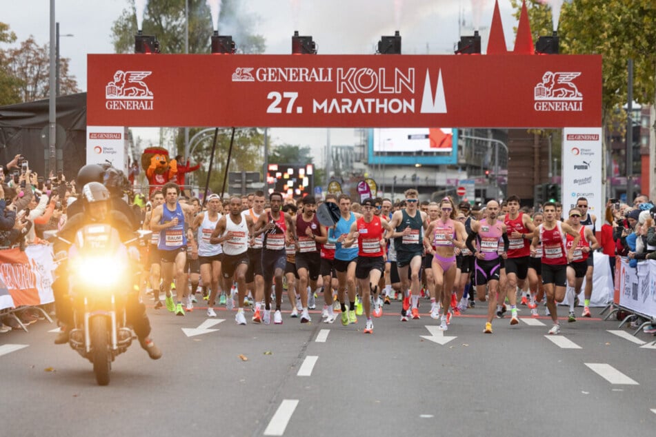 Am 4. Oktober findet der "Generali Köln Marathon" statt. Gemeinsam mit den großen Läuferinnen und Läufern gehen dann auch Schülerinnen und Schüler beim "RheinEnergie Schulmarathon" an den Start. (Archivfoto)