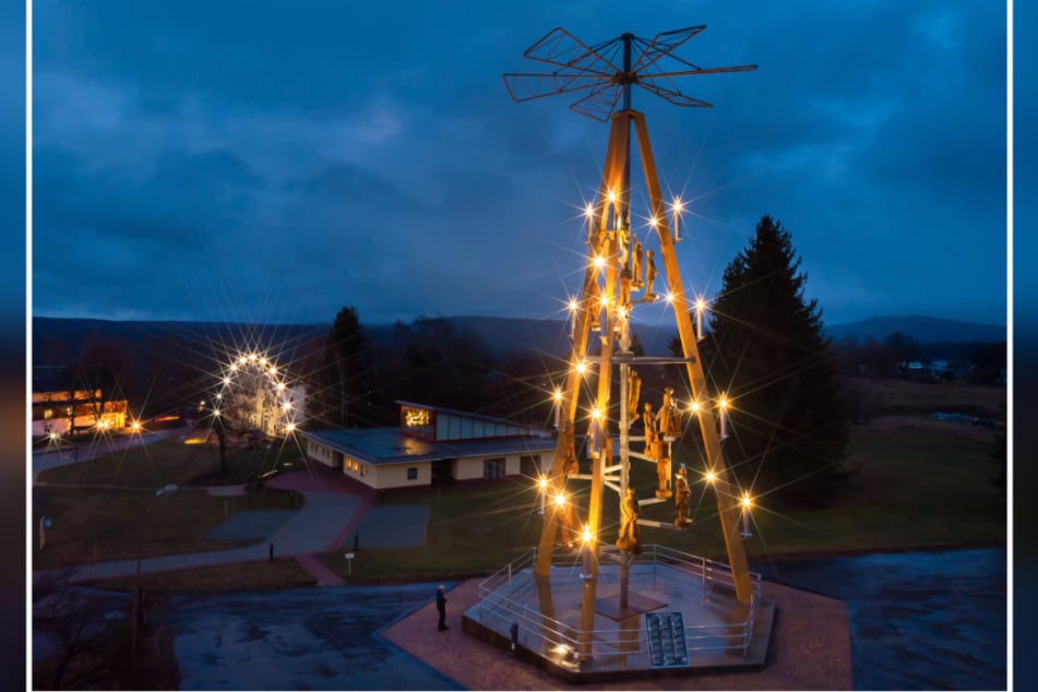 Die größte Weihnachtspyramide der Welt steht in Johanngeorgenstadt im Erzgebirge.