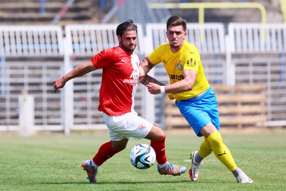 Beim Testspiel gegen den Halleschen FC vor der Saison war Sierck noch auf dem Rasen.