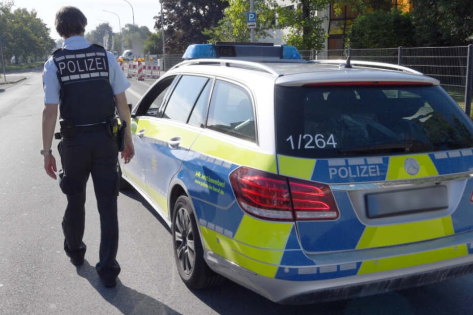 Die Polizisten waren mit mehreren Streifenwagen vor Ort (Symbolfoto).
