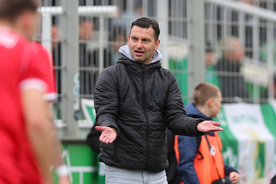 Nach sechs Jahren musste Trainer Miroslav Jagatic (48) bei der BSG Chemie Leipzig gehen.