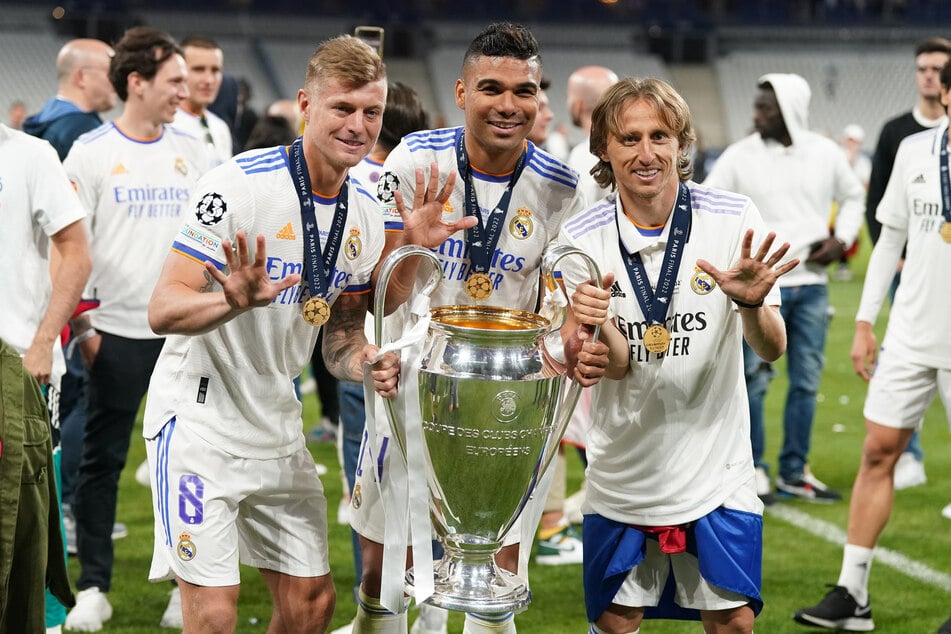 Fünf Champions-League-Titel für Toni Kroos (l.), Carlos Casemiro (m.) und Luka Modric.