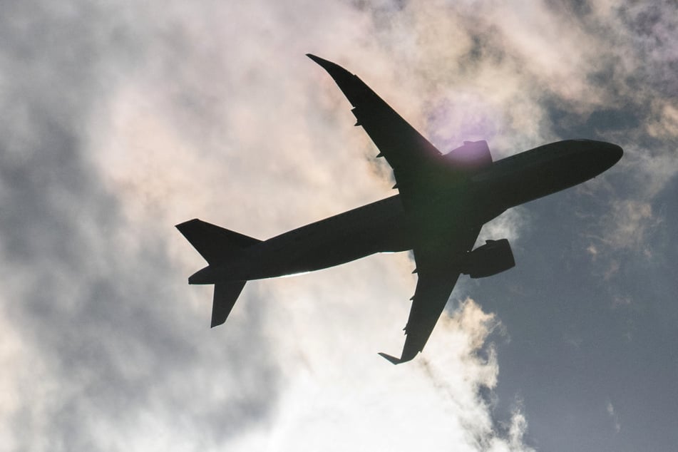 Powerbank fängt Feuer: Lufthansa-Flug von Frankfurt nach Lissabon muss notlanden