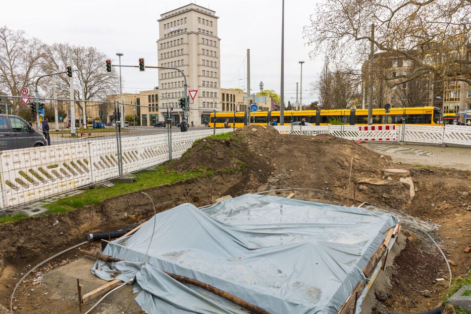 Im Mai soll der Albertplatz ein neues Toilettenhäuschen bekommen.