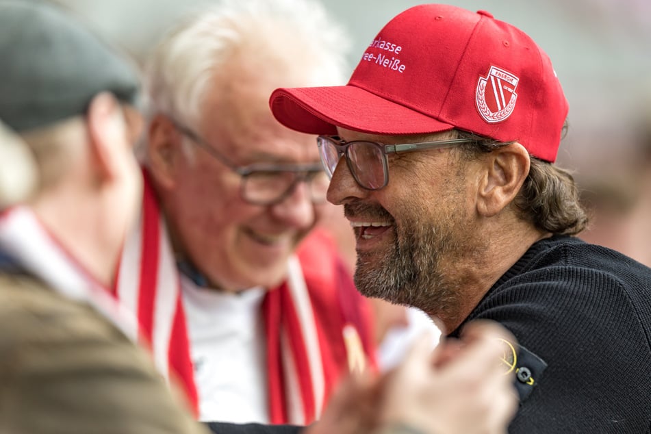Erst gefeiert, später gefallen, häufig veralbert, ab heute wird Wollitz vergöttert. (Archivfoto)
