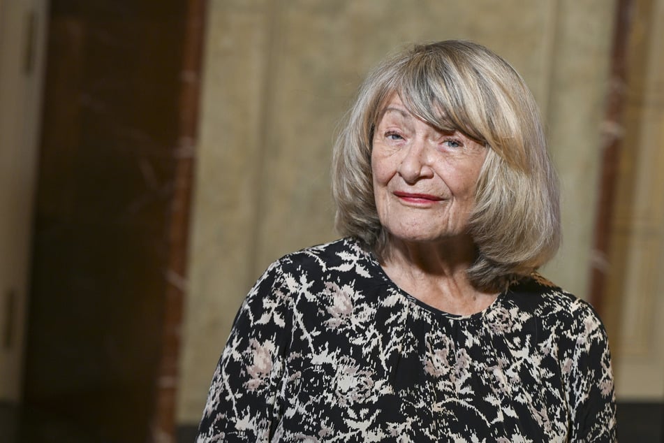 Alice Schwarzer warnt: Soziale Medien setzen junge Frauen unter Druck