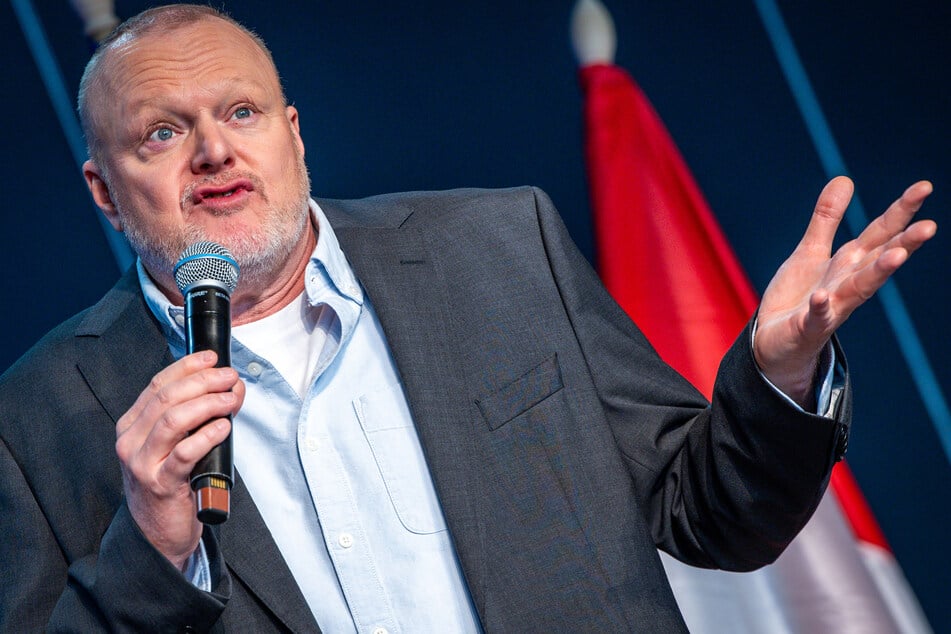 Mit dem Song "Maschen-Draht-Zaun" stürmte Stefan Raab (59) die Charts.
