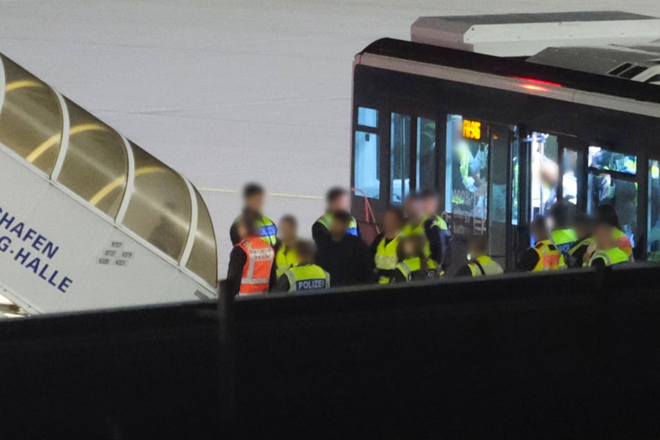 Auch am Leipziger Flughafen: Initiative kämpft gegen Abschiebungen