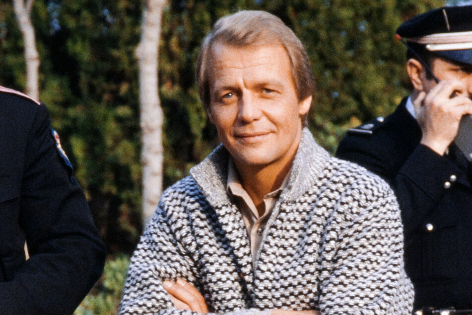 Actor and singer David Soul passed away at the age of 80 on Thursday.